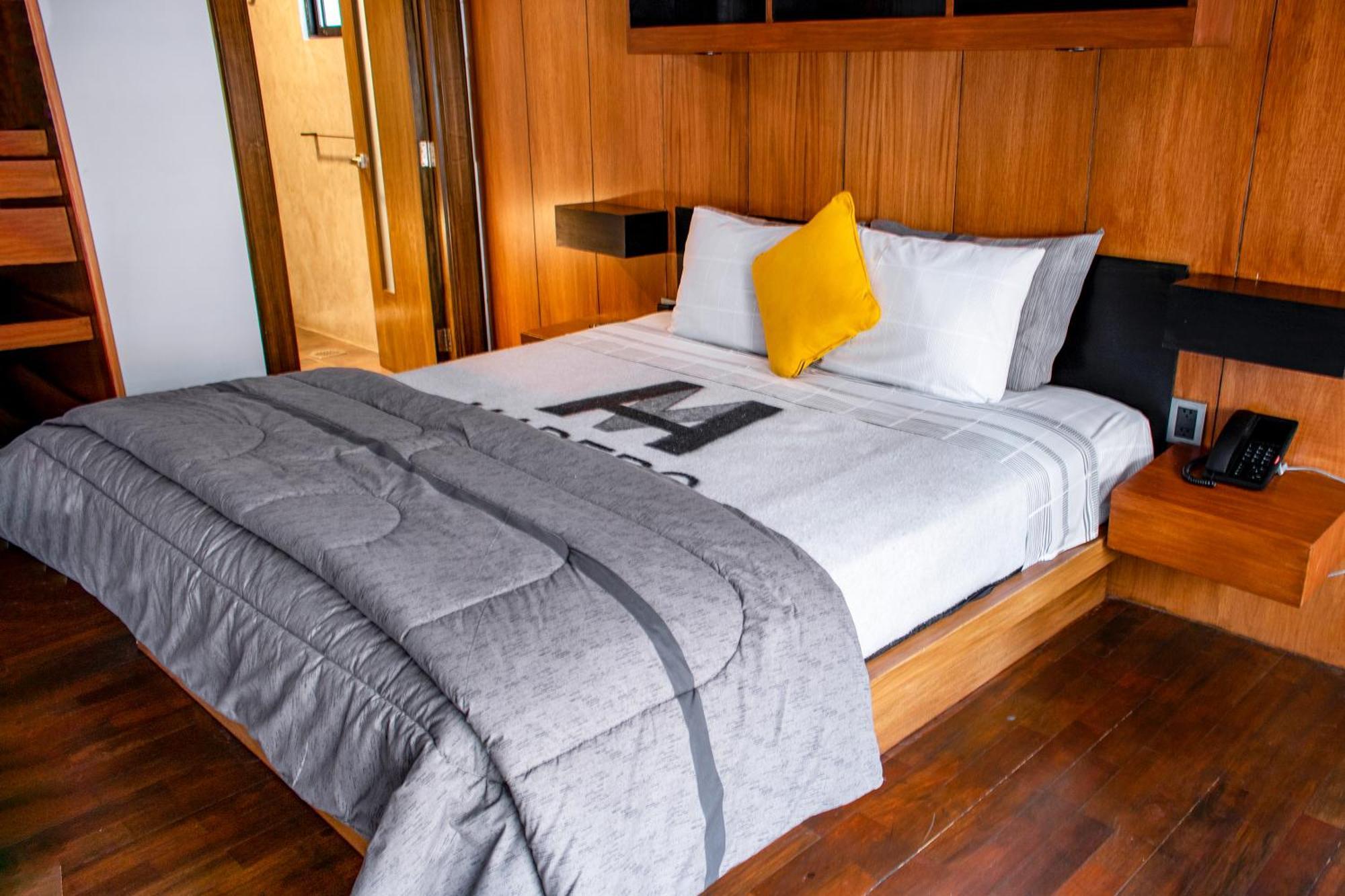 Madero Hotel & Suites La Paz Luaran gambar