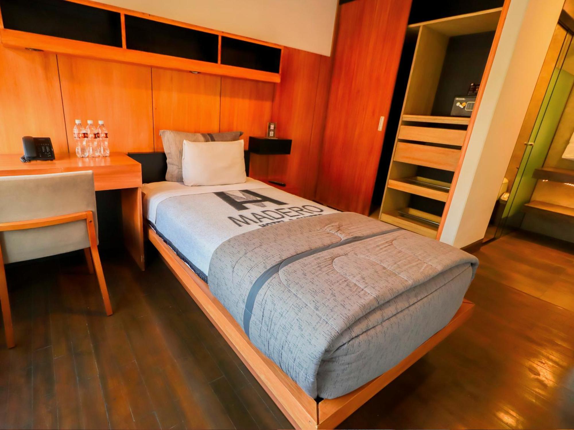 Madero Hotel & Suites La Paz Luaran gambar
