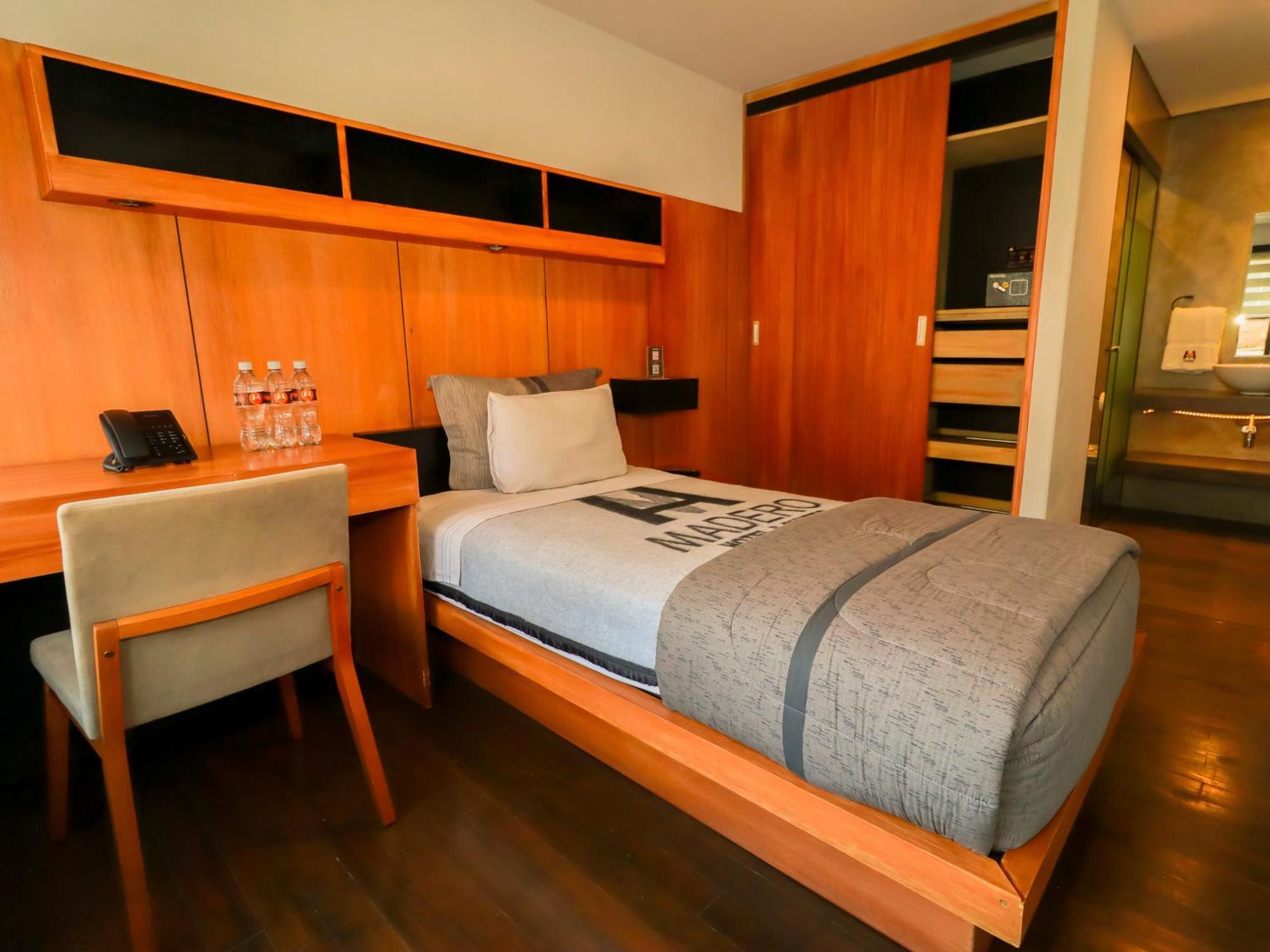 Madero Hotel & Suites La Paz Luaran gambar